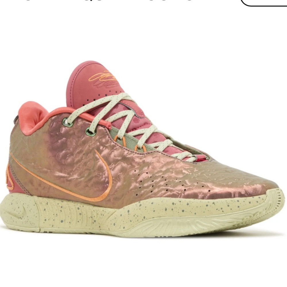 Nike LeBron 21 Queen Conch Sneakers 8